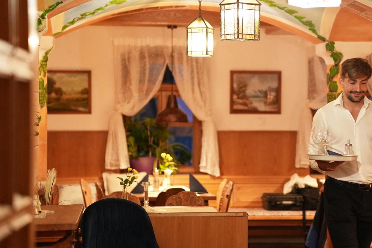 Hotel Adler Lauda-Königshofen Dış mekan fotoğraf